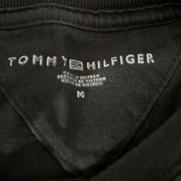 Tommy Hilfiger black shirt - Picture 2 of 2